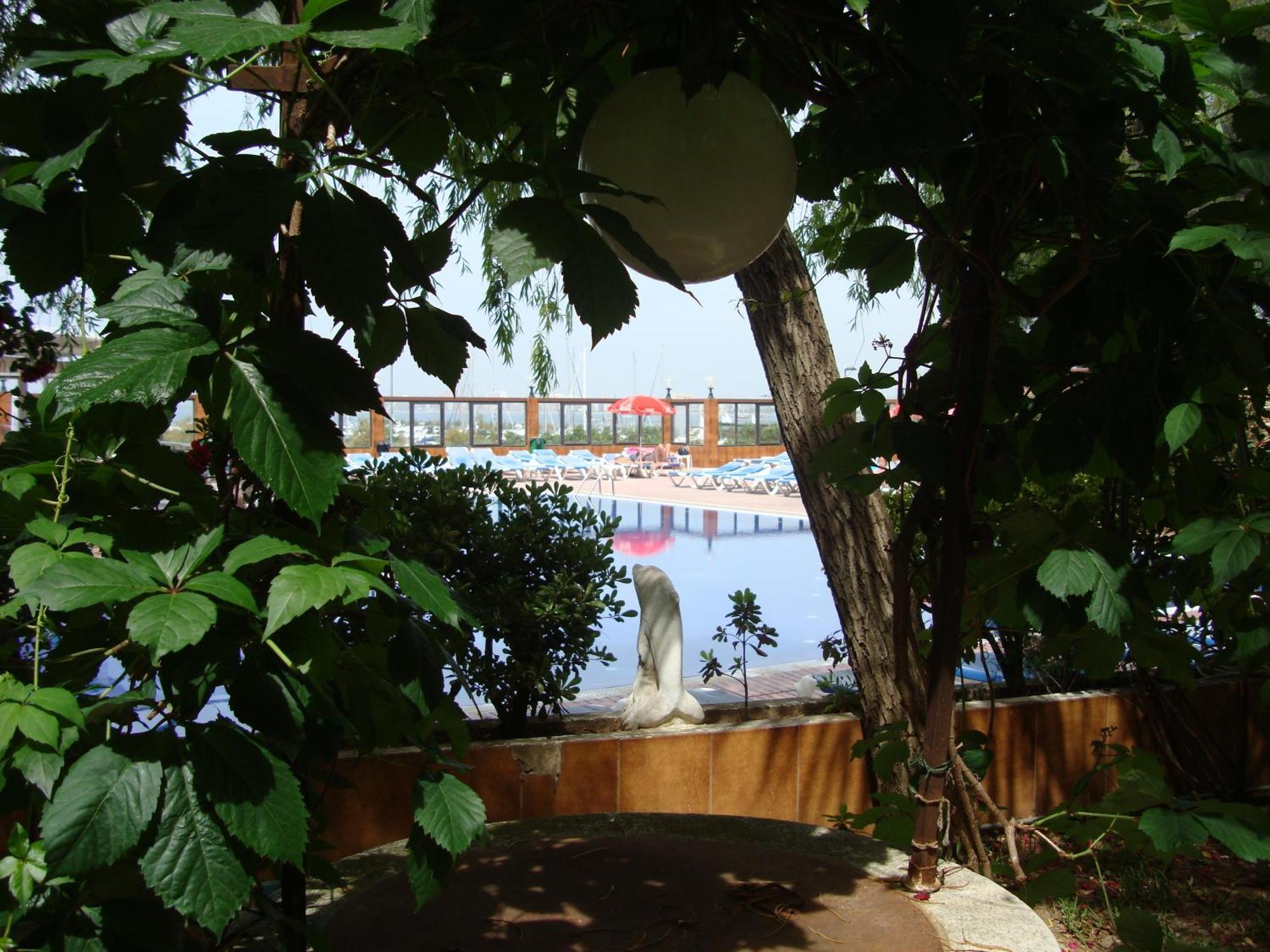 Hotel Univers 3*